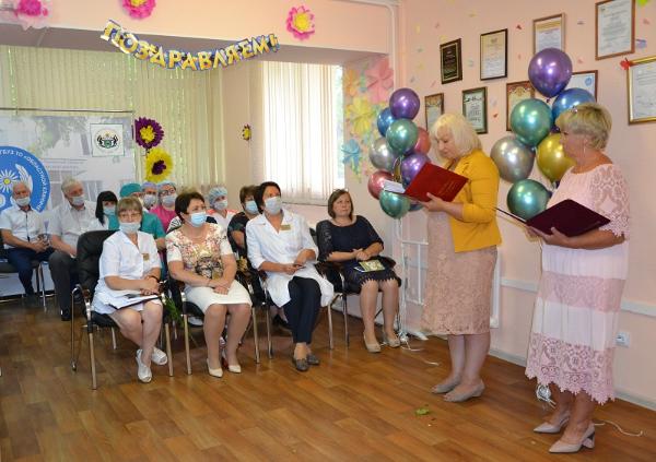 С днем медицинского работника!